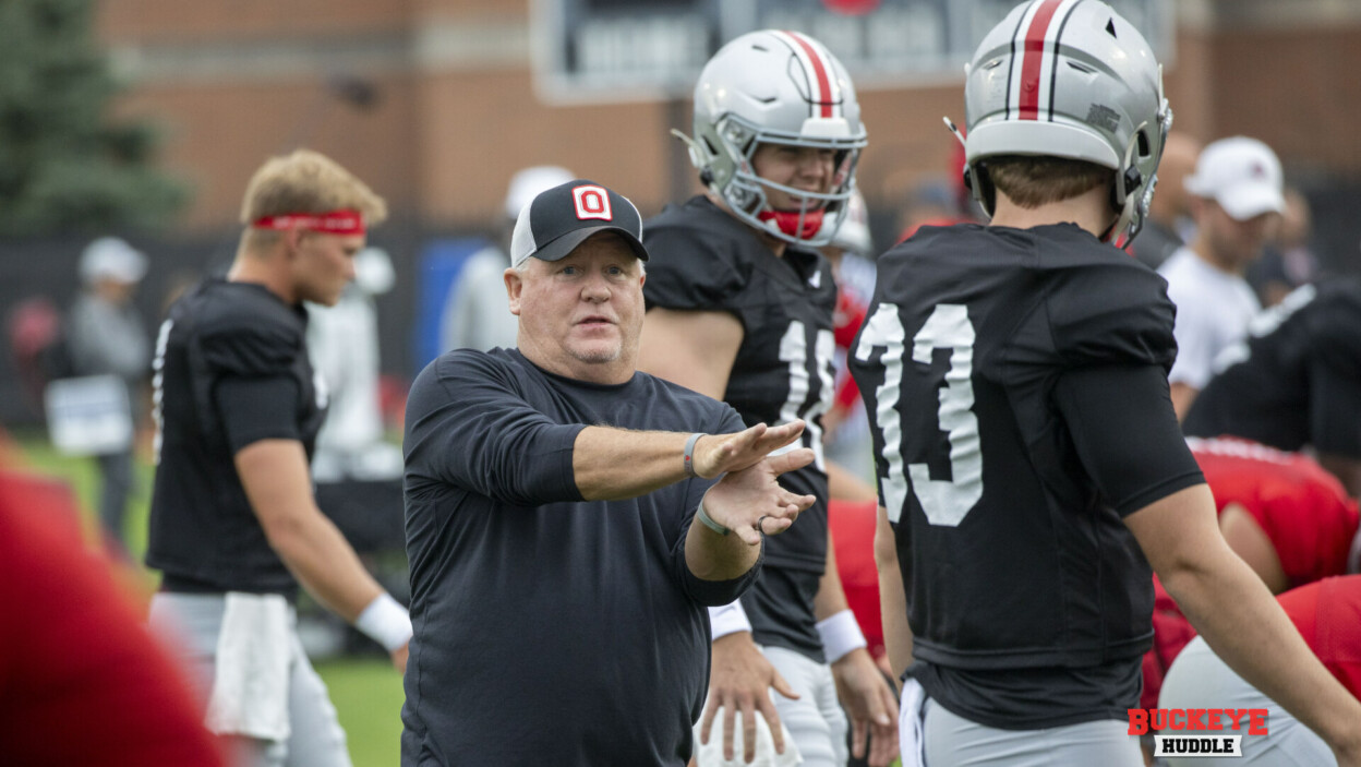 Ohio State football Chip Kelly snap