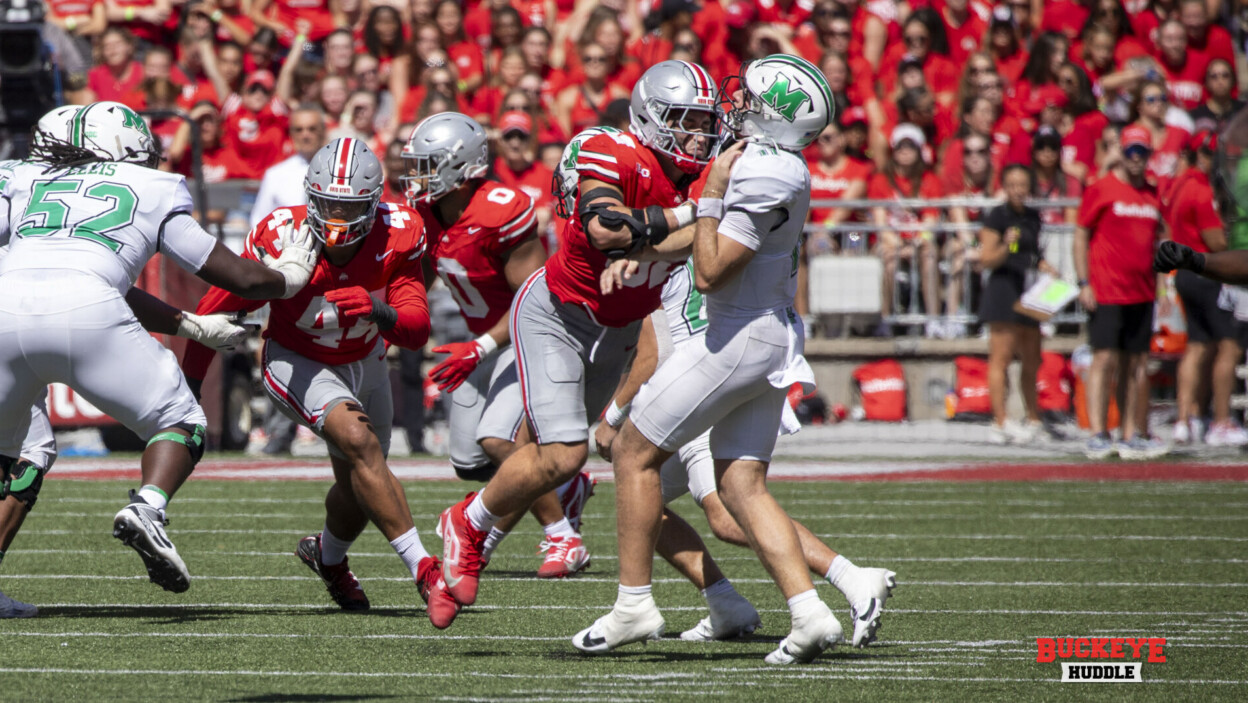 Ohio State Buckeyes Defense Caden Curry