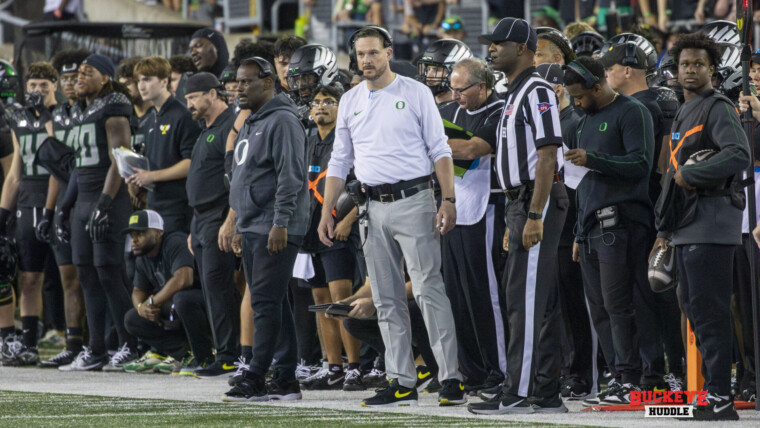 Oregon head coach Dan Lanning