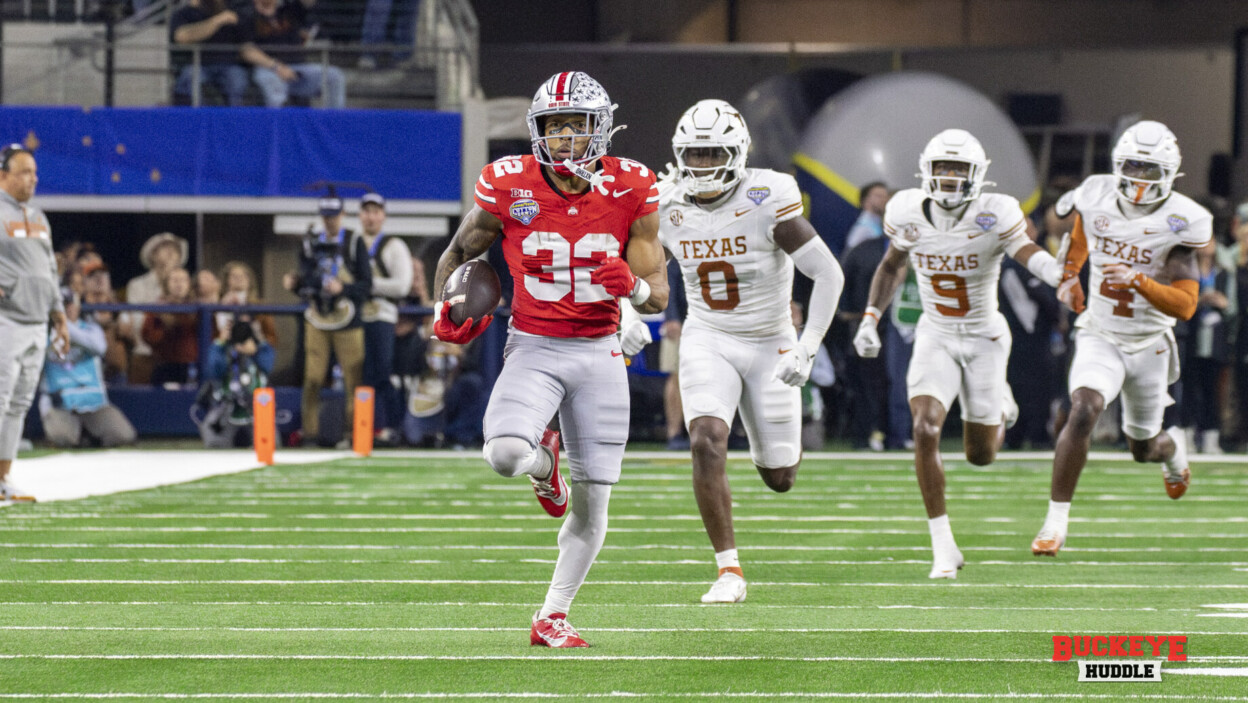 TreVeyon Henderson OHio State Buckeyes Running Back