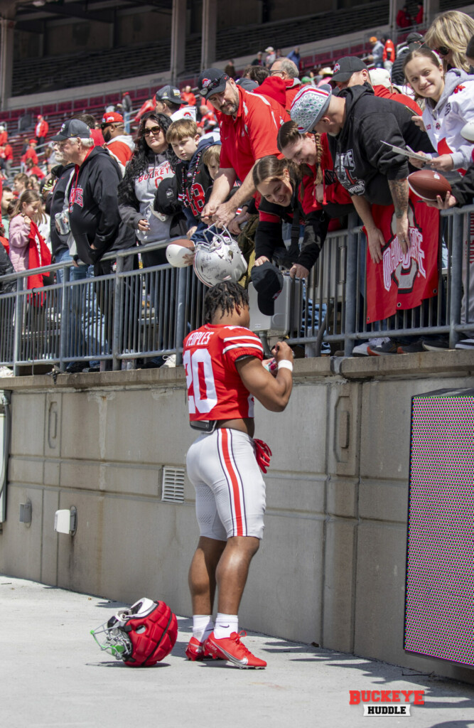 James Peoples signing autographs