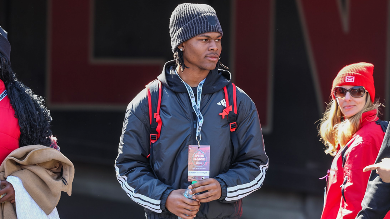 kayden dixon wyatt-kayden dixon wyatt ohio state-kayden dixon wyatt commitment-kayden dixon wyatt football recruit-kayden dixon wyatt buckeyes-ohio state football-ohio state football recruiting