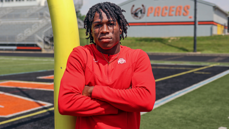 favour akih-favour akih football-favour akih delaware-favour akih buckeyes-favour akih ohio state-ohio state football-favour akih commitment